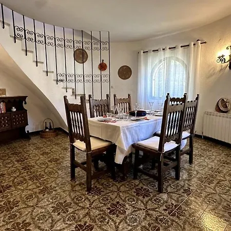Elisabeth's Tower House *